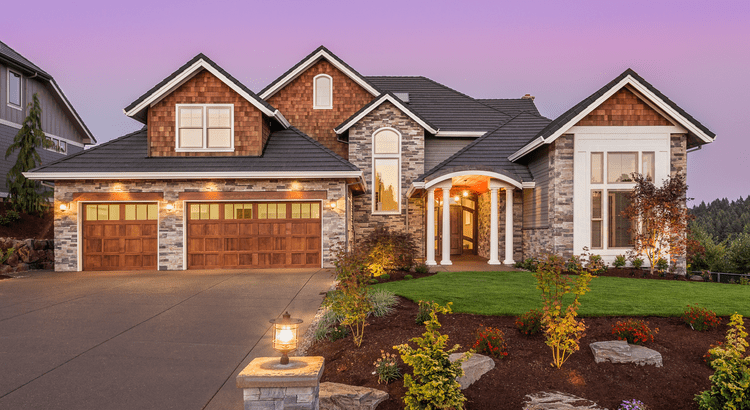 Selling a Luxury House? Here’s Why Now Is a Good Time | Keeping Current Matters
